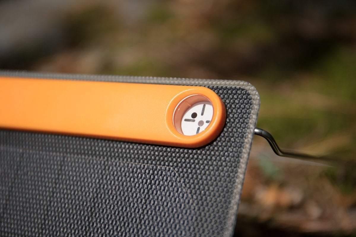 BioLite SolarPanel 10+ (Powerbanks) från BioLite. | TacNGear - Utrustning för polis och militär och outdoor.