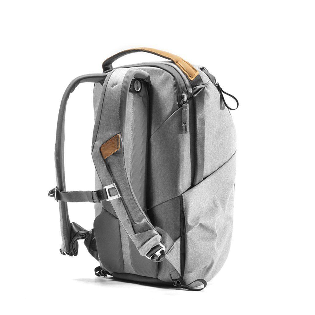 Peak Design Every Day Backpack 20L (Ryggsäckar) från Peak Design. | TacNGear - Utrustning för polis och militär och outdoor.