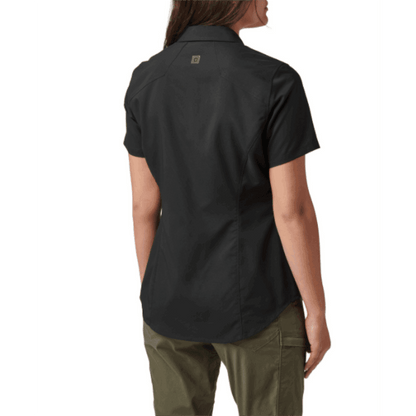 5.11 Janet S/S Shirt (Skjortor) från 5.11 Tactical. | TacNGear - Utrustning för polis och militär och outdoor.