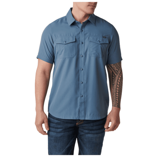 5.11 Marksman short Sleeve Shirt UPF 50+ (Jackor & Tröjor) från 5.11 Tactical. Grey BlueXS | TacNGear - Utrustning för polis och militär och outdoor.