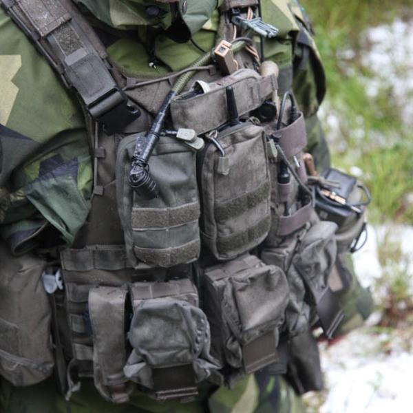 SnigelDesign Granatficka -10 (Hållare & Fickor) från SnigelDesign. | TacNGear - Utrustning för polis och militär och outdoor.